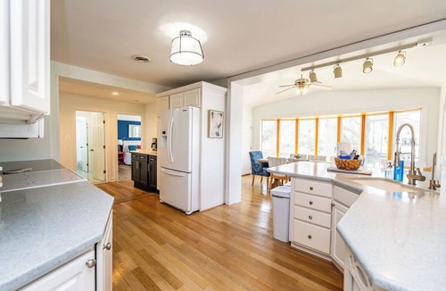 Mayo House | 6BR 3 Bath Waterfront Home w/Private Dock & Views