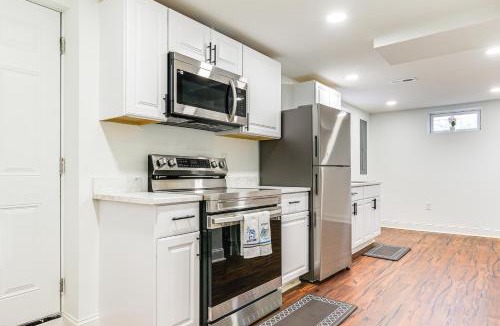 Brooklyn Park Apartment | 7 Mi to Baltimore: Maryland Gem w/Shared Yard!