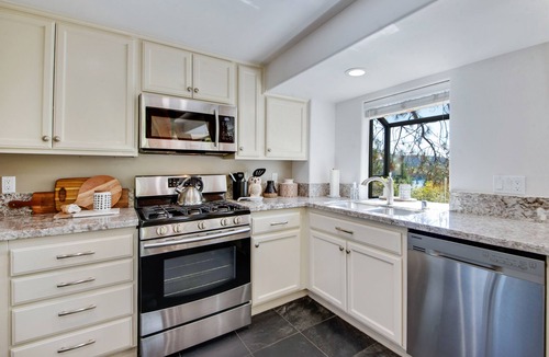 Lake Arrowhead Cabin | A-Frame of Mind Fenced Yard - Lake Access - AC - Lake View - One-of-a-Kind