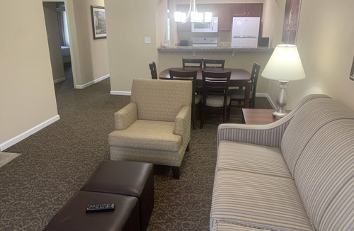 Berkeley House | A vacation your family will never forget! Williamsburg top resort. 4BDR. Pools