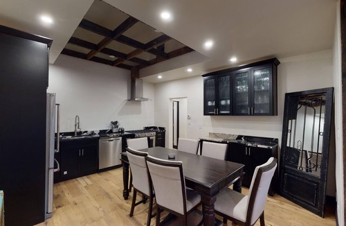 Downtown Santa Fe House | Artesia Casita: Downtown Santa Fe Railyard District, short walk to Plaza