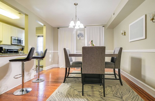 Baltimore House | Baltimore Vacation Rental - Near JHU & Art Museum!