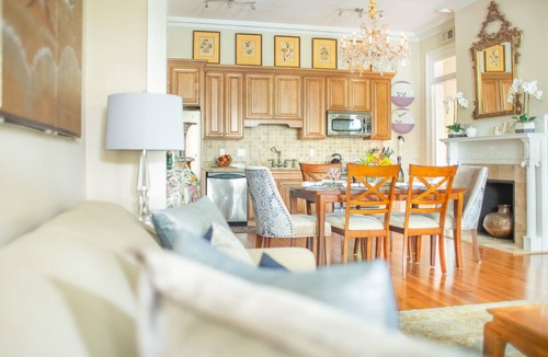 Historic Downtown Savannah House | Beautiful Southern Manor on Famous Jones Street + Parking by Lucky Savannah