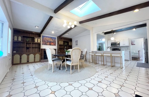 Framingham House | Beautiful & Spacious 4BR House in Quiet North Framingham ,Easy Access to Boston