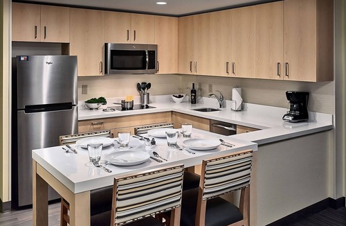 Gwinnett Place Hotel | Better Choice For Your Vacation! 4 Awesome units near McDaniel Farm Park