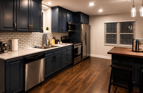 McKnight House | Blitzburg Bungalow: Beautiful 4-bedroom 15 mins from Pittsburgh