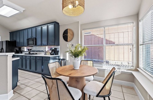 The Colony House | Boho Dreamscape/4BD + Game Room + Pool