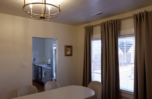 University Heights Cottage | Bricklight District Modern Cottage - Walkable to UNM