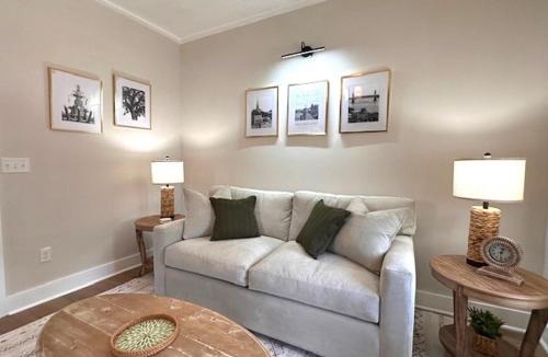 Wilmington House | Brooklyn Arts District Renovated 1920's Cottage