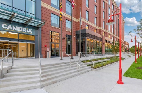 Berwyn Hotel | Cambria Hotel College Park