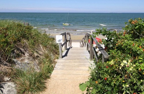 Brewster Cottage | Cape Cod Cottage With Deeded Access To Private Association Beach