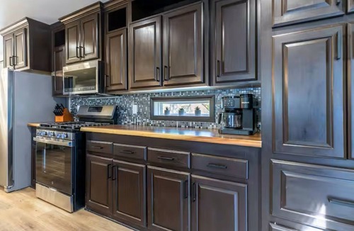 Oklahoma County House | Cedar Ridge/Fire Pit Deck 4BR Cabin Feel