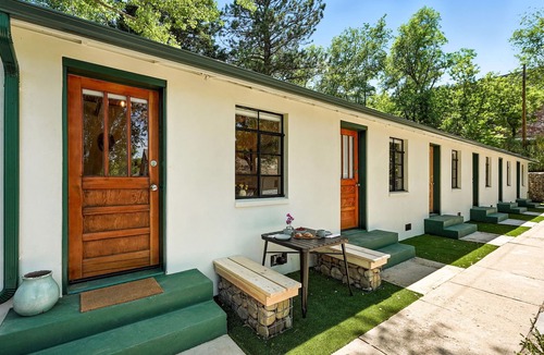 Lower Arapahoe Apartment | Central Boulder Gem/Steps from Trails/Ideal for Longer Stays/30+ nights