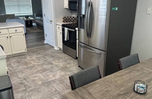 Crestview House | Charming 3-bedroom house with WiFi and AC a short drive from the beach!