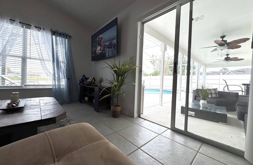 Lakeside Estates House | Charming 3-bedroom house with Lake view, in fantastic Kissimmee