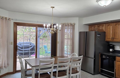 Howard House | Charming 3-bedroom house in gorgeous Howard with AC and fitness room