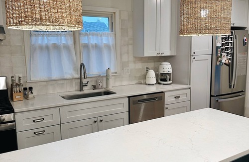 Point Pleasant Cottage | Charming 4-bedroom cottage with WiFi and AC in Bay Head