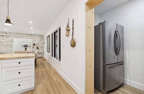 Central Fort Lauderdale House | Charming Farmhouse style w/cowboy pool in Fort Lauderdale