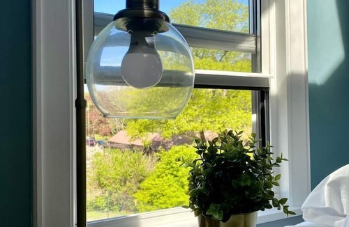 Voluntown House | Charming Guest House Stay in a Private Ensuite in Voluntown, Connecticut