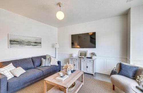 Sunset Heights House | Charming Orem Townhome: 5 Mi to BYU!
