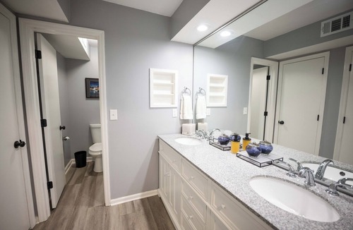 Merriam Condo | Charming Overland Park Retreat near KC Attractions