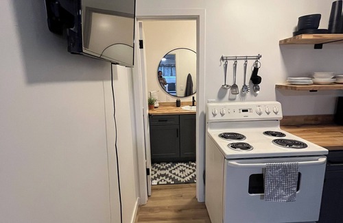Thatcher Apartment | Clean, Private Studio Apartment in a Great Location near EAC