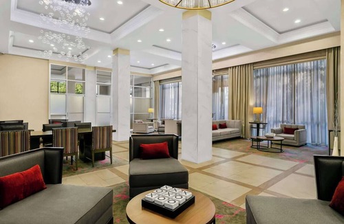 Downtown Baltimore Hotel | Close to All the Action! Steps from Inner Harbor and MT Bank Stadium