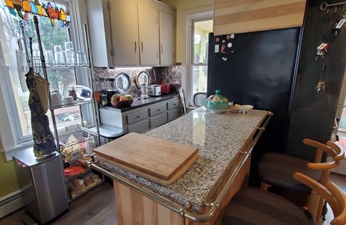 Frederick House | Come Home to Style & Comfort, Downtown, OSP, Dog/Kids OK