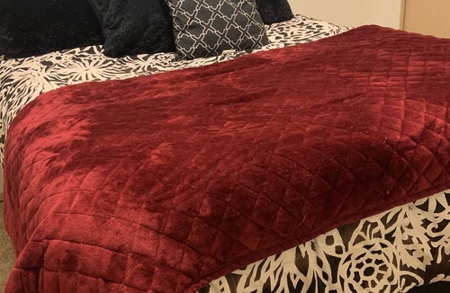 Vancouver Apartment | Comfortable 2Bedroom Apartment with hot tub and pool, 5 min to i205