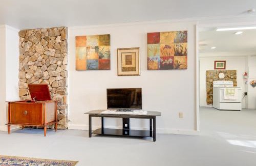 Jackson Apartment | Comfortable Alabama Apartment: Pets Welcome!