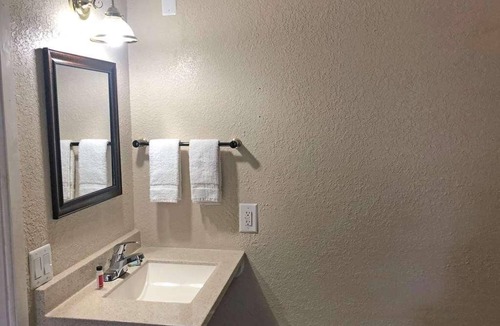 Harrisonville Hotel | Comfortable Countryside Stay at Knights Inn Harrisonville! Free Parking