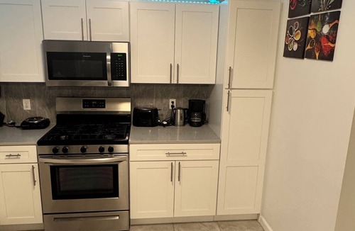 Central Islip House | Comfortable Home Near Everything