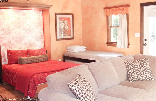 Summerville Historic District Cottage | Cottage Located at Gorgeous 1889 Victorian Bed and Breakfast near Charleston