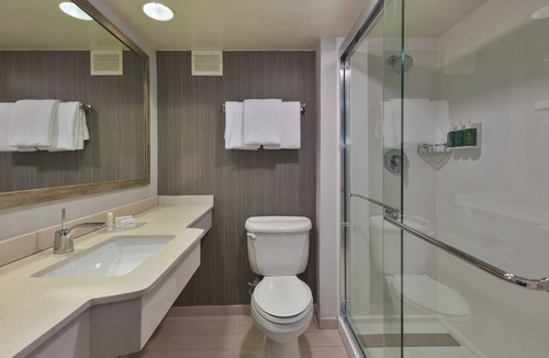 Secaucus Hotel | Courtyard by Marriott Secaucus Meadowlands