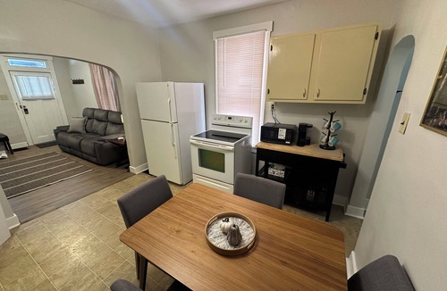 Racine House | Cozy 2 BDR Escape-Geneva College, Parks & Shops, Backyard Fire Pit, Wifi, Big TV