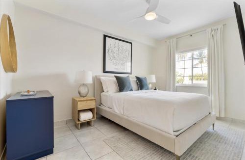 South of Fifth House | Cozy Miami Beach Apartment walking distance to Beach and Ocean