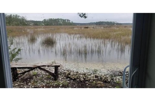 Townsend House | Crab House on Marsh Hobby Farm Free Kayaks