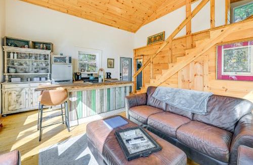 Mountain City House | Deck & Fire Pit: Mtn-View Cabin in Rabun Gap