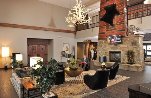 Independence Hotel | Deluxe 2 Queen, Work Desk, Stoney Creek KC, Near Casino | 4 Units