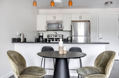 North Cambridge Apartment | Deluxe Cambridge Alewife 1BR w/ W/D & Gym, nr Davis Sq, by Blueground