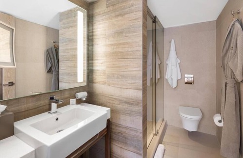 City Center Hotel | Deluxe Double Room, Lennox Miami Beach, Access to Private Beach Area