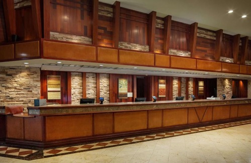 Cherry Hill Hotel | DoubleTree by Hilton Cherry Hill Philadelphia