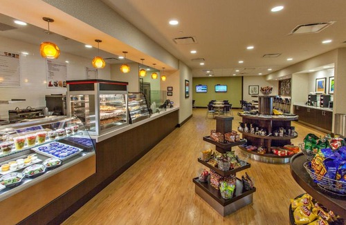 Green Tree Hotel | DoubleTree by Hilton Pittsburgh-Green Tree