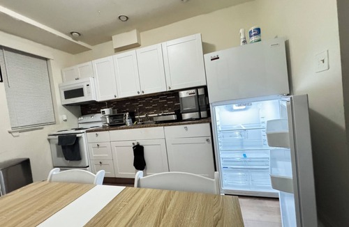 Downtown Baltimore Apartment | Downtown Loft - Close to Topgolf, Horseshoe Casino, UM Baltimore