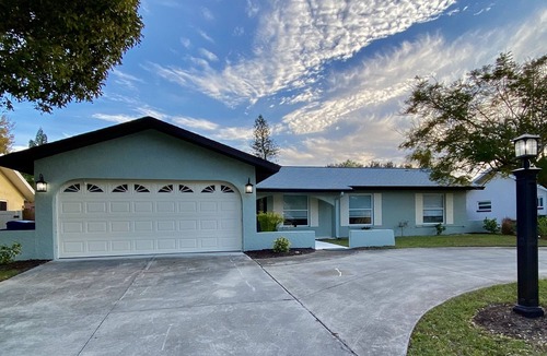Bradenton House | Driftwood & Sunsets - Modern Beach House - Heated Pool - Minutes from the beach