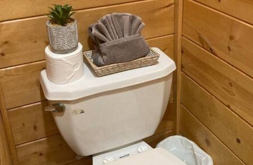 Hochatown Cabin | Eagle Egg. 2BD- 2Bath