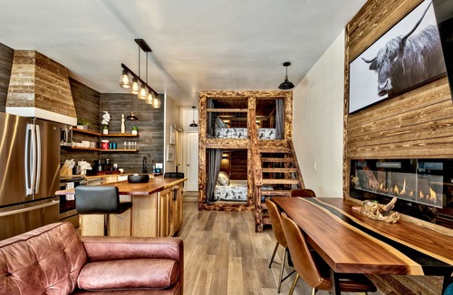 Zephyr Cove Apartment | First level studio Unit #7 close to everything bike, ski, swim Zephyr Cove!