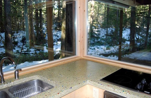 Rhododendron Cabin | Forest Cabin Rental on the Sandy River near Mt. Hood in Oregon