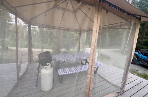 Clark Fork Cottage | Forest Glamping Dome in Clark Fork