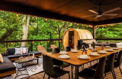 Fairview House | Heated Pool Open! Mountain Views! HotTub! Sauna! Arcade